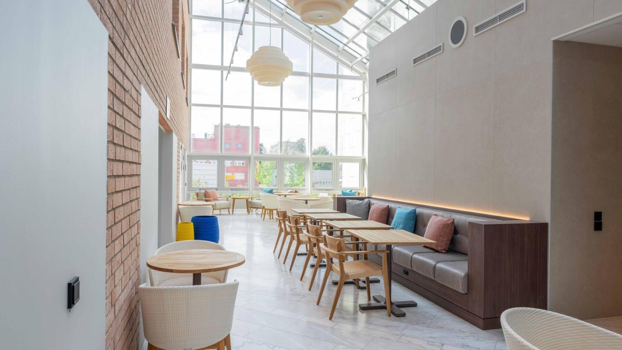 Voco Stockholm - Kista By Ihg Hotell Exteriör bild