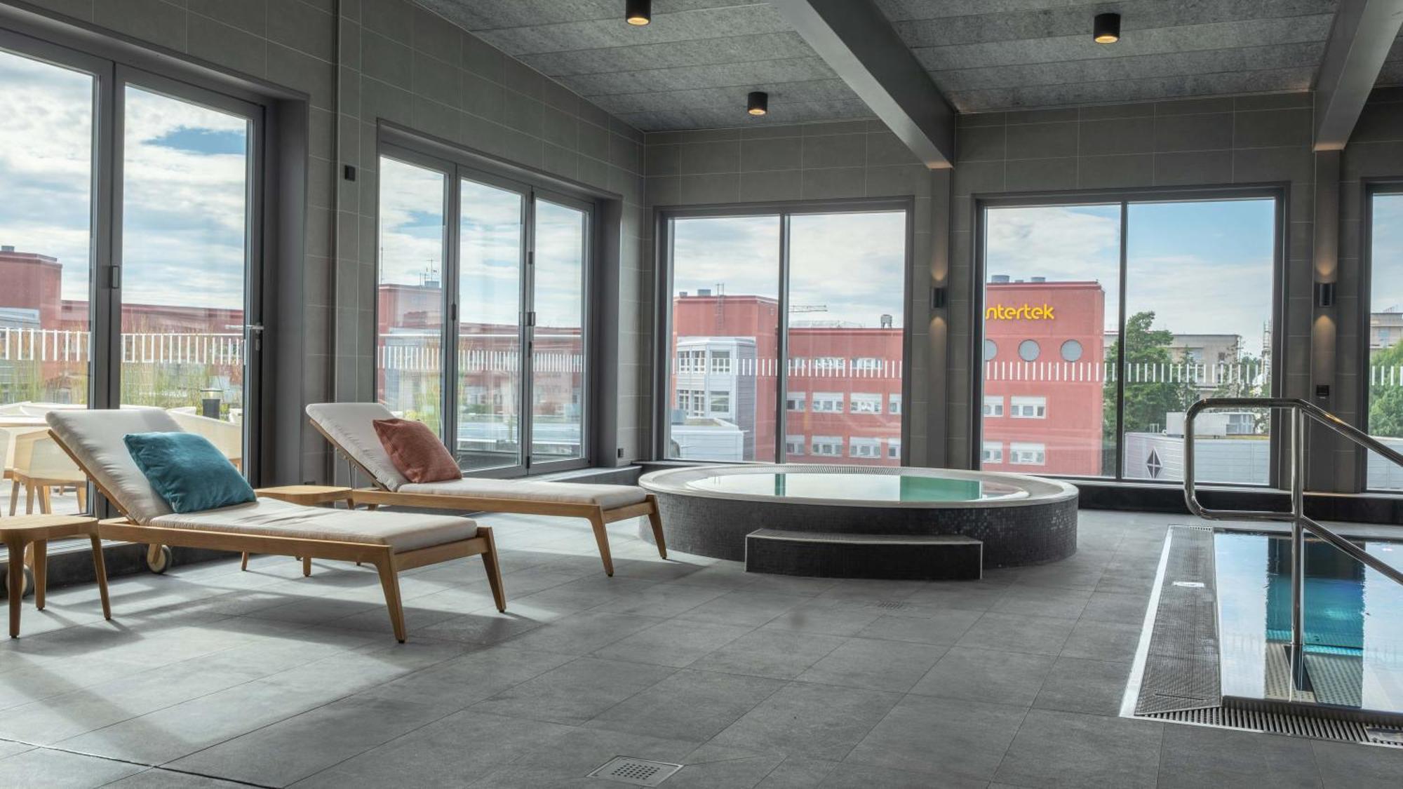 Voco Stockholm - Kista By Ihg Hotell Exteriör bild